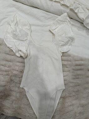 Zara White Puff Sleeve Ribbed Bodysuit